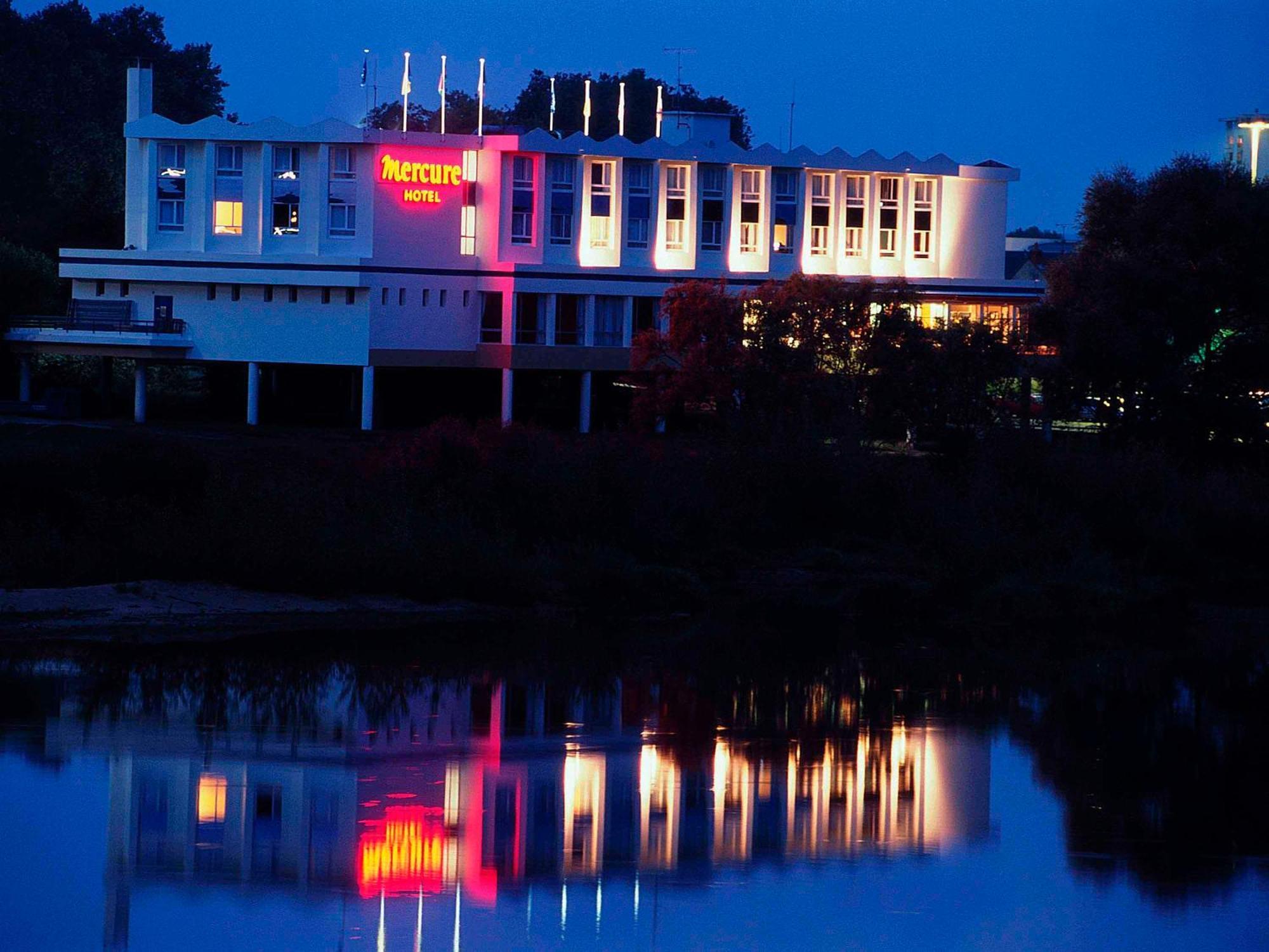 Mercure Nevers Pont De Loire Exteriér fotografie